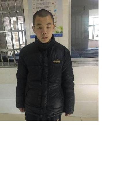 流浪人员男无名氏423照片，让爱回家