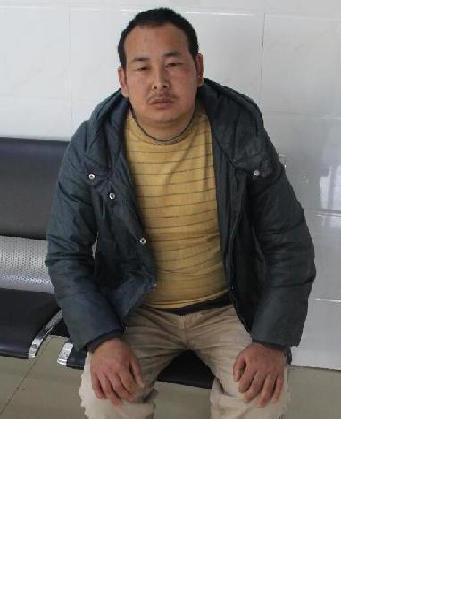 流浪人员秦军照片，让爱回家