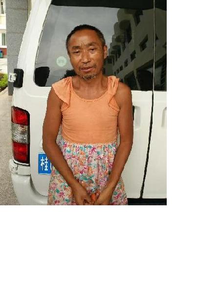 流浪人员救助男20170813照片，让爱回家
