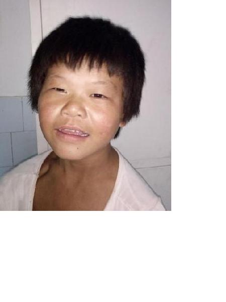 流浪人员闽女小照片，让爱回家