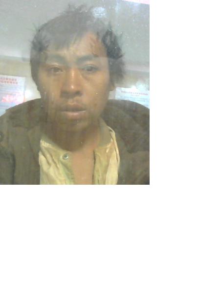 流浪人员李加万照片，让爱回家