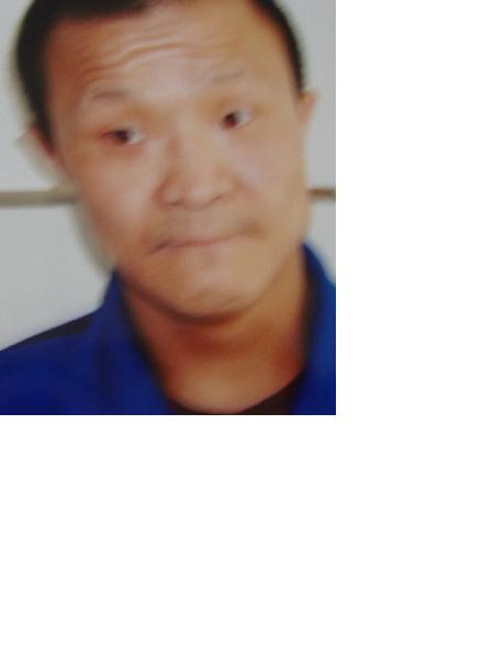 流浪人员苏小明照片，让爱回家