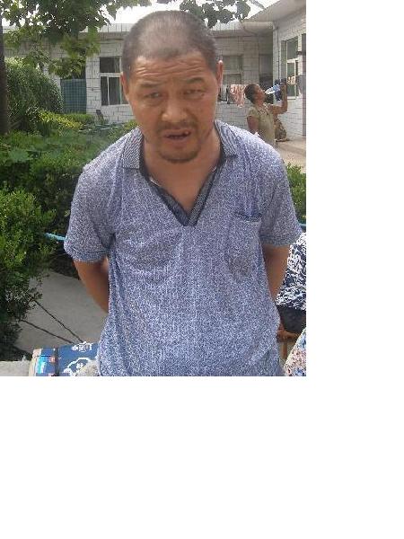 流浪人员襄流广照片，让爱回家