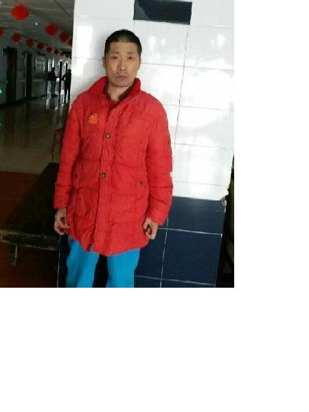 流浪人员康长发照片，让爱回家
