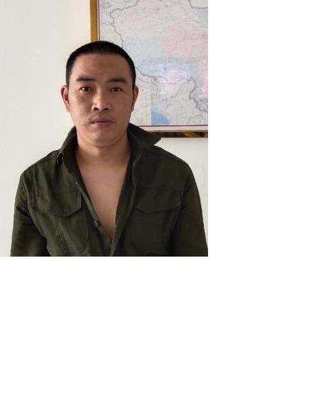 流浪人员谢阳照片，让爱回家