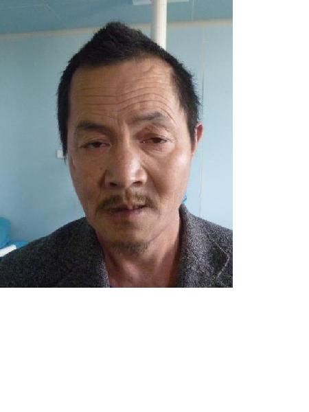 流浪人员党小辉照片，让爱回家