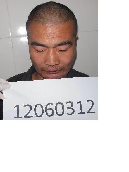 流浪人员伍龙魁照片，让爱回家