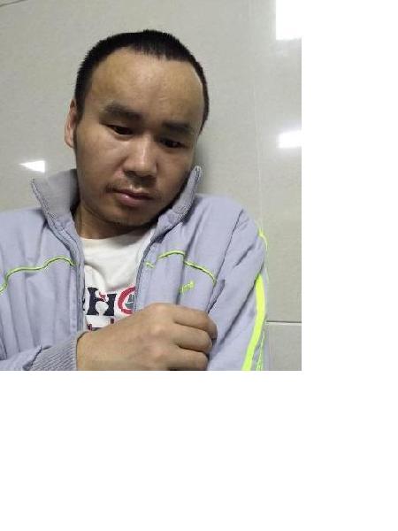 流浪人员阳救男160627照片，让爱回家