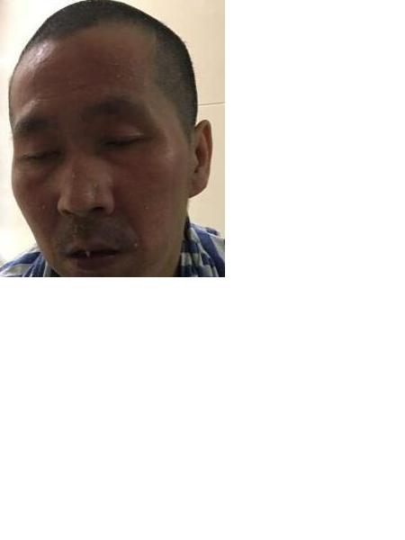 流浪人员吴救原照片，让爱回家