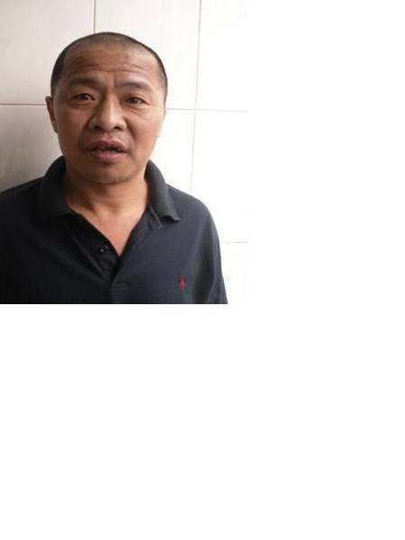 流浪人员无名男(鲍正)照片，让爱回家
