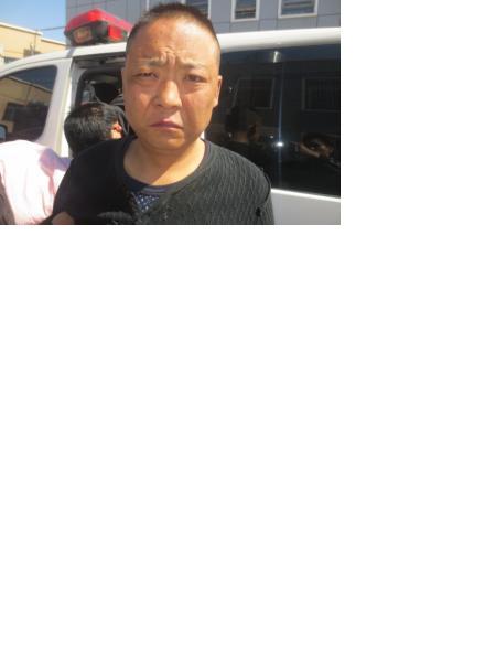 流浪人员卞亮亮照片，让爱回家