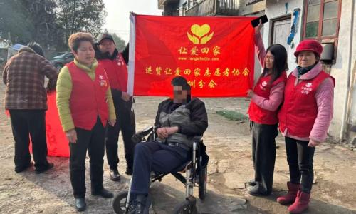情暖寒冬 爱润心田——进贤让爱回家志愿者协会探望困难兄妹