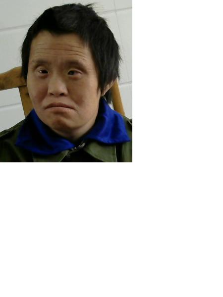 流浪人员胡芳照片，让爱回家