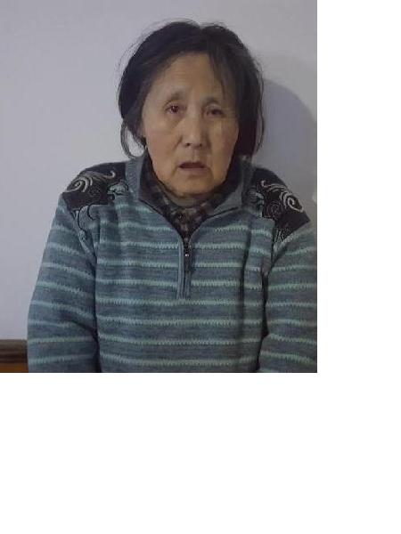 流浪人员潘珊照片，让爱回家