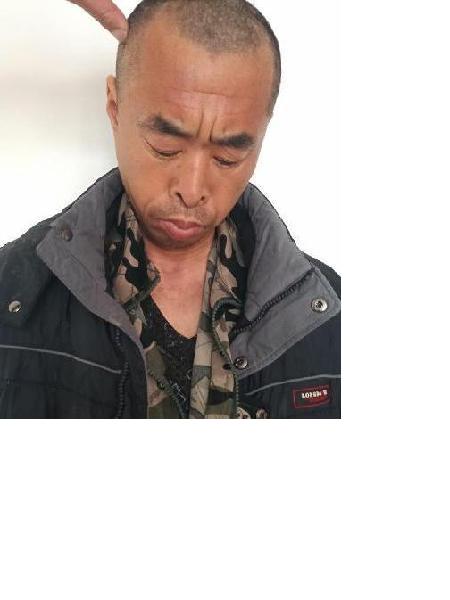 流浪人员无名男18.1.12照片，让爱回家