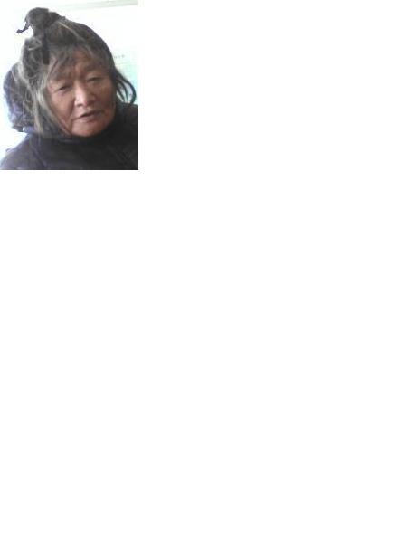 流浪人员无名女照片，让爱回家