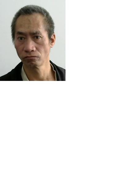 流浪人员尹和平照片，让爱回家