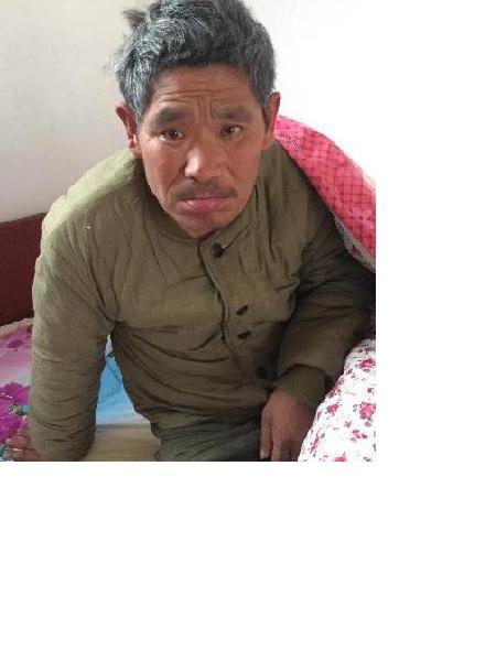 流浪人员李军照片，让爱回家