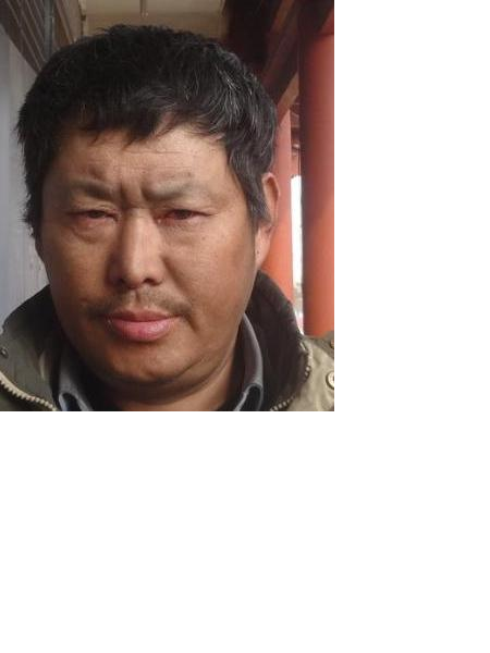 流浪人员濮民主照片，让爱回家