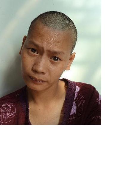 流浪人员贺晓丹（站内暂用名）照片，让爱回家