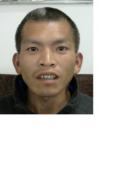 流浪人员余文男照片，让爱回家