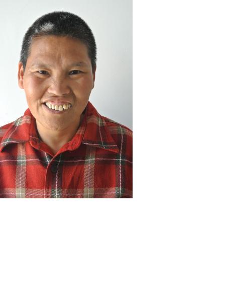 流浪人员陈俊书照片，让爱回家