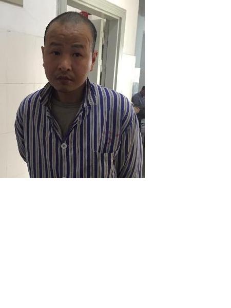 流浪人员海流伍照片，让爱回家