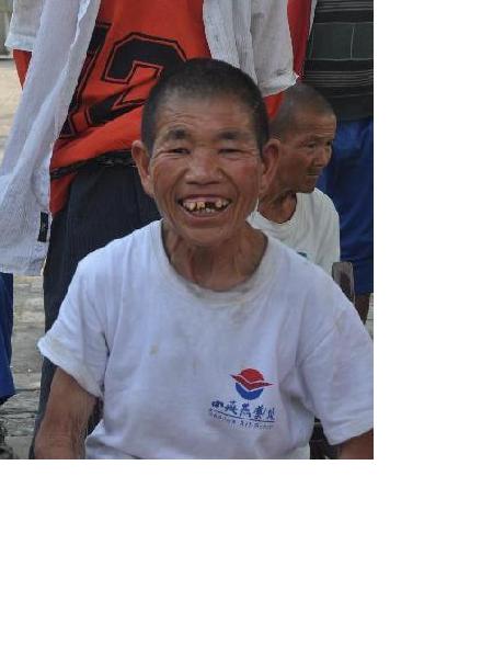 流浪人员马小爱照片，让爱回家