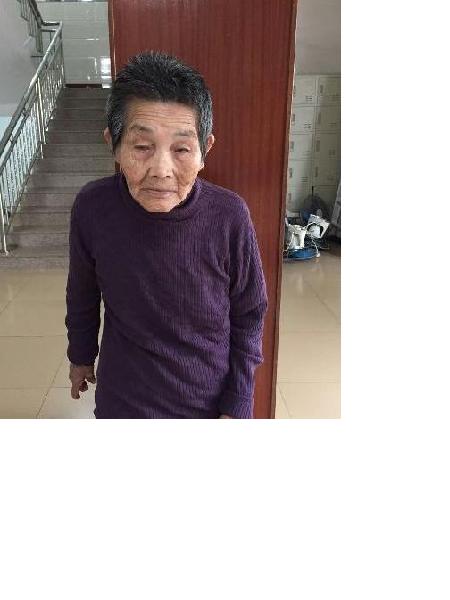 流浪人员无名女5照片，让爱回家