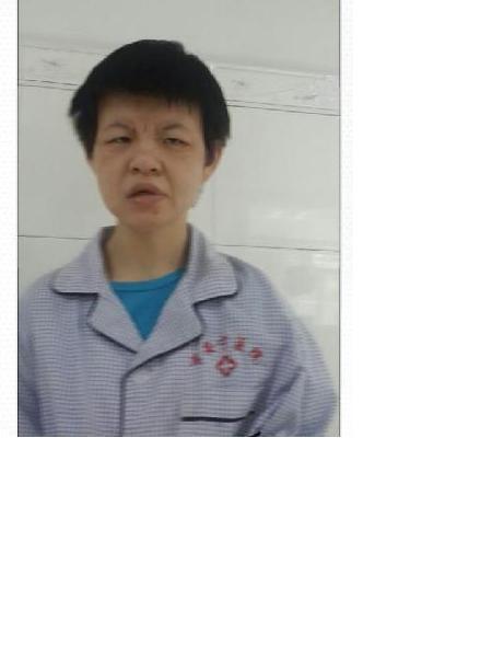 流浪人员周霞照片，让爱回家