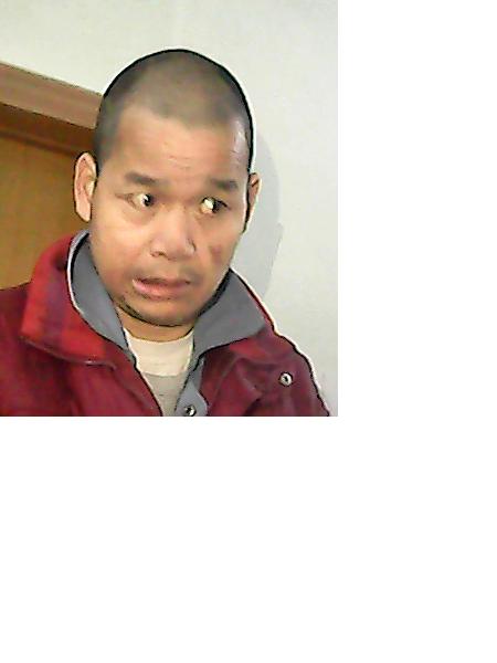 流浪人员救助男110905B照片，让爱回家