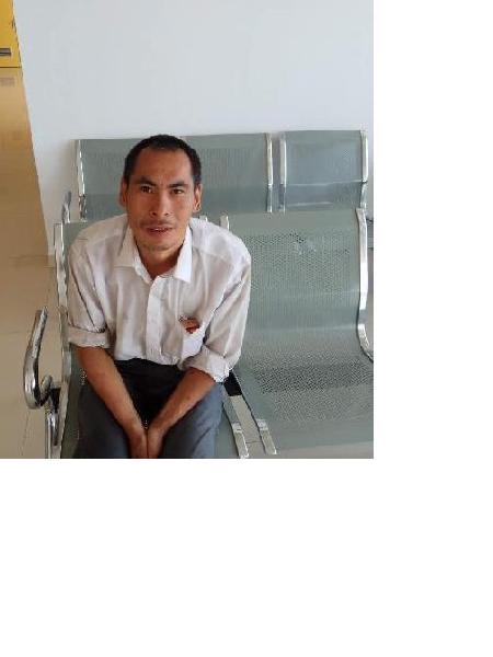 流浪人员王小五照片，让爱回家