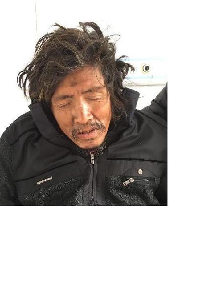 流浪人员占无名氏14照片，让爱回家
