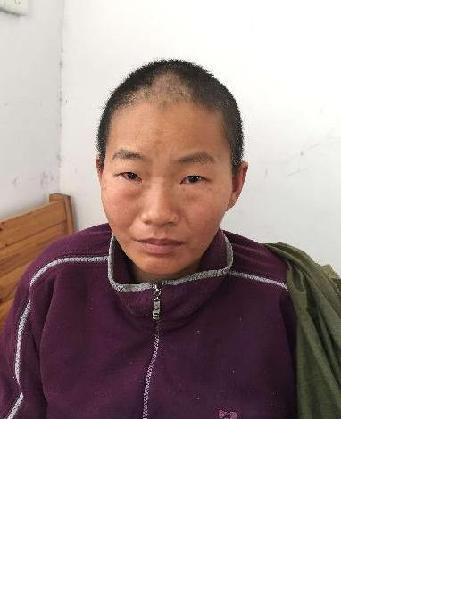 流浪人员无名女照片，让爱回家