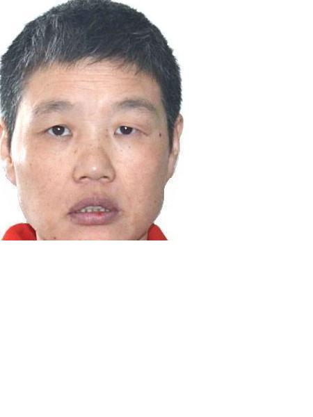 流浪人员胡文才照片，让爱回家