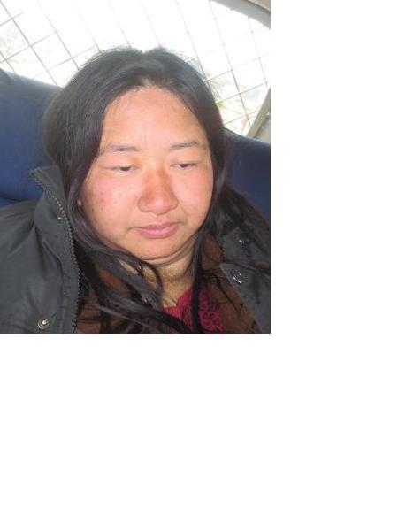 流浪人员亚一照片，让爱回家