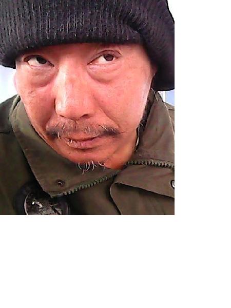 流浪人员白义和照片，让爱回家
