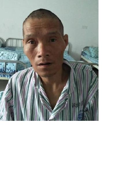 流浪人员救助男170521A照片，让爱回家