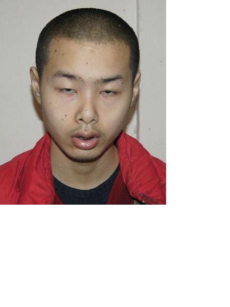 流浪人员郴赵二照片，让爱回家