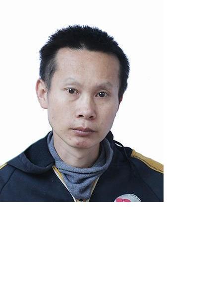 流浪人员仲启江照片，让爱回家