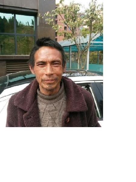 流浪人员蓬河舒照片，让爱回家