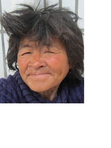 流浪人员无名女94号照片，让爱回家