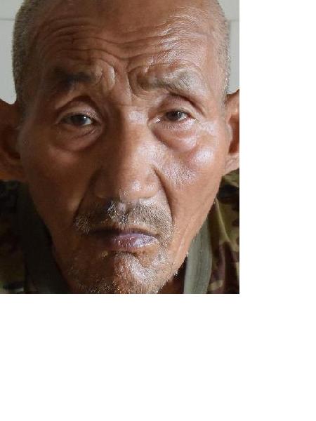 流浪人员武进山照片，让爱回家