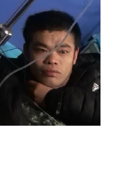 流浪人员房小银照片，让爱回家