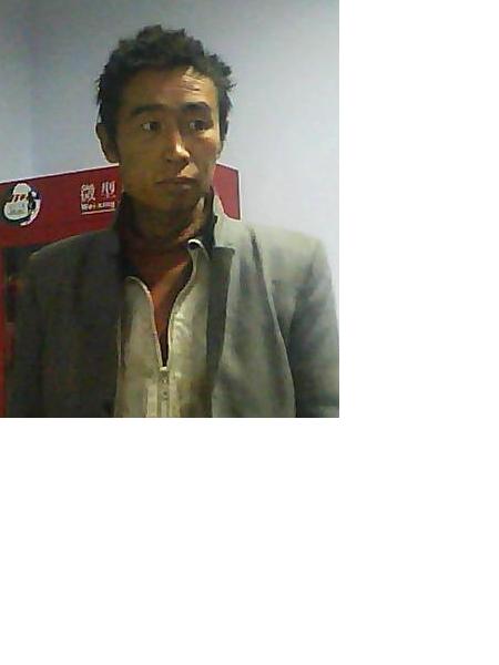 流浪人员孙成荣照片，让爱回家