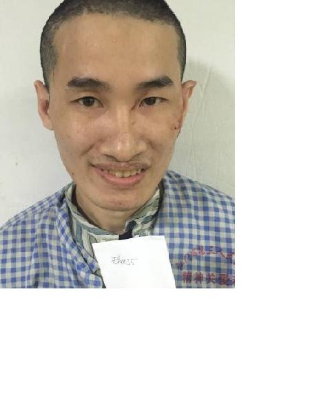流浪人员无名氏35照片，让爱回家