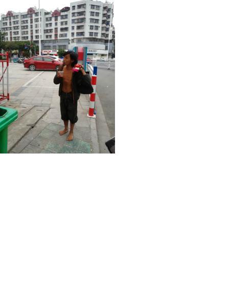 流浪人员揭救18121302照片，让爱回家