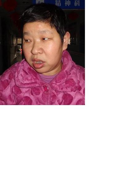 流浪人员岳收照片，让爱回家