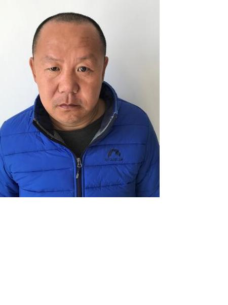 流浪人员于柱照片，让爱回家