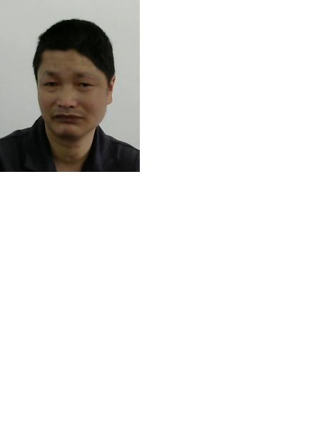 流浪人员杨本岳照片，让爱回家